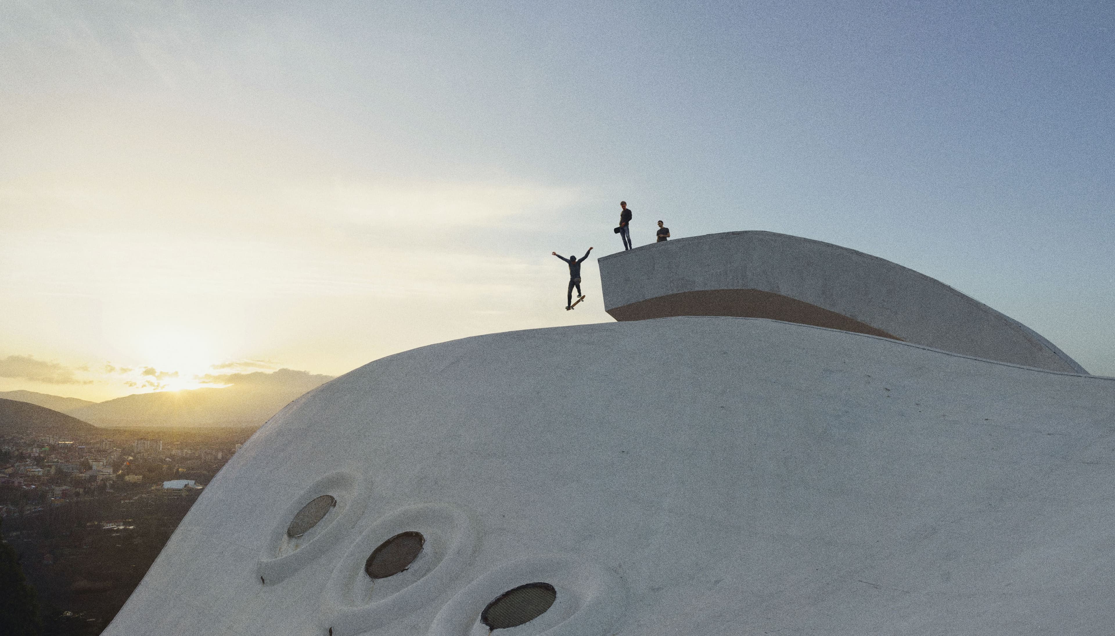 Jonas Bendiksen - Book of Veles